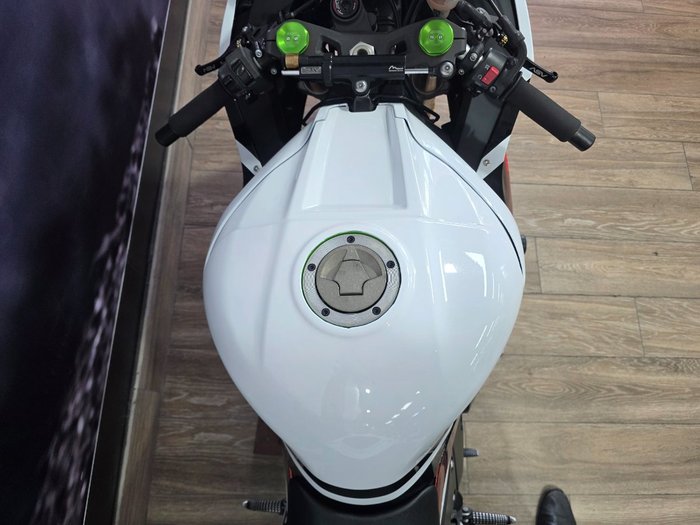 2015 Kawasaki NINJA ZX-10R (ABS) WHITE