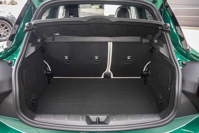 2025 MINI Cooper C Favoured