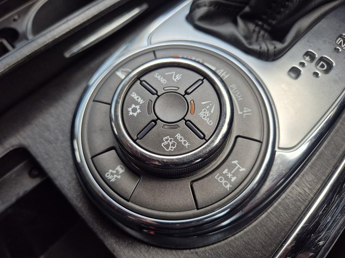 2022 Nissan Patrol Ti-L