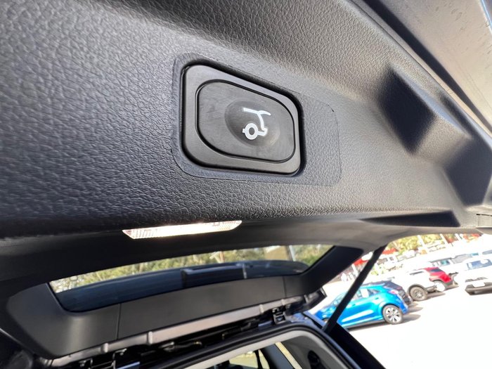 2025 Ford Everest Trend