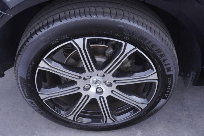 2020 Volvo XC60 D4 Inscription