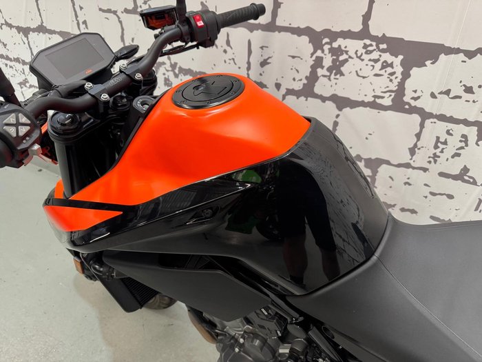 2021 KTM 890 Duke Duke Orange
