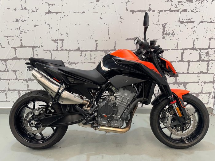 2021 KTM 890 Duke Duke Orange