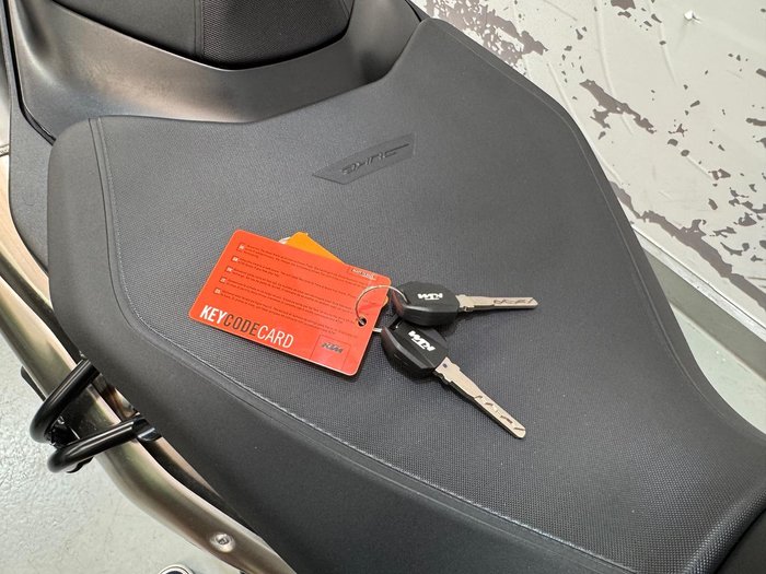 2021 KTM 890 Duke Duke Orange