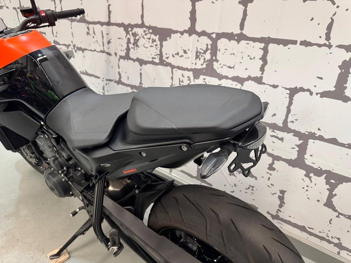 2021 KTM 890 Duke Duke Orange