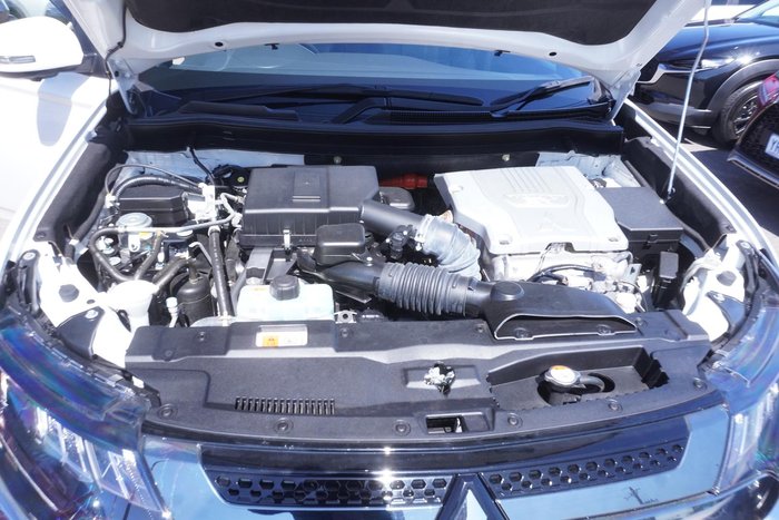 2020 Mitsubishi Outlander PHEV Exceed