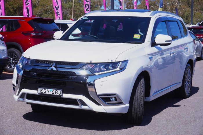 2020 Mitsubishi Outlander PHEV Exceed