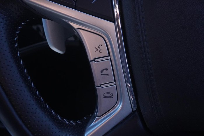 2020 Mitsubishi Outlander PHEV Exceed