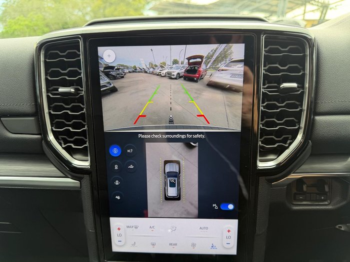 2025 Ford Everest Trend MY25.50 4X4 Dual Range Arctic White