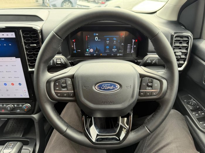 2025 Ford Everest Trend MY25.50 4X4 Dual Range Arctic White