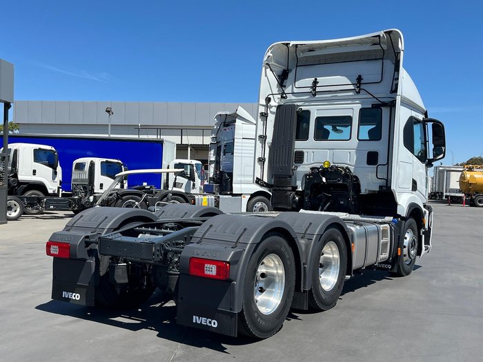 2024 Iveco S-Way AT600