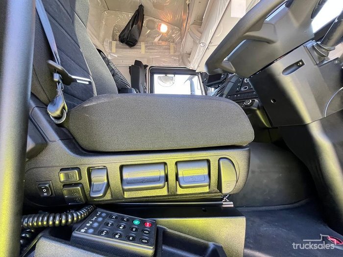 2024 Iveco S-Way AT600