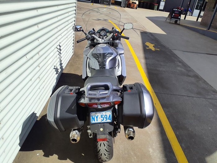 2004 Yamaha FJR1300 FJR Silver