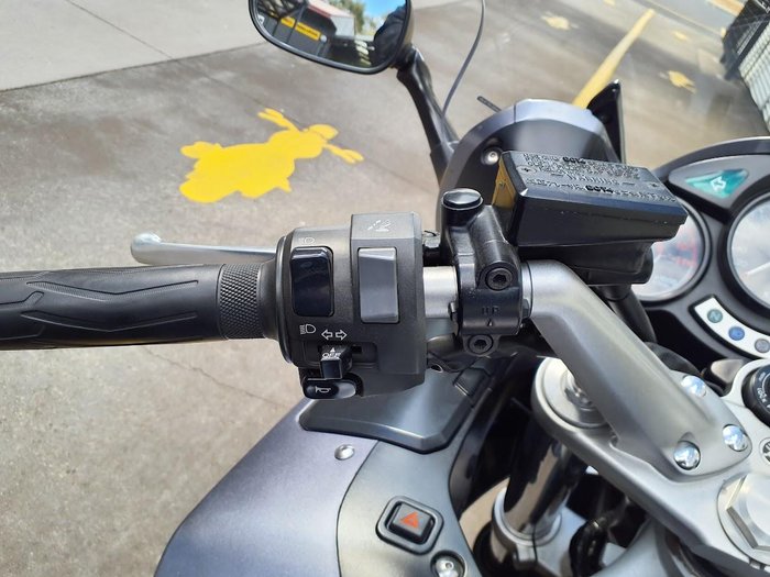 2004 Yamaha FJR1300 FJR Silver