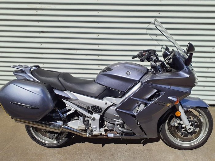 2004 Yamaha FJR1300 FJR Silver