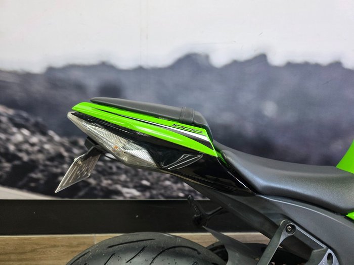 2015 Kawasaki NINJA ZX-10R (ABS) SE GREEN