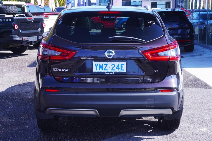 2017 Nissan QASHQAI Ti
