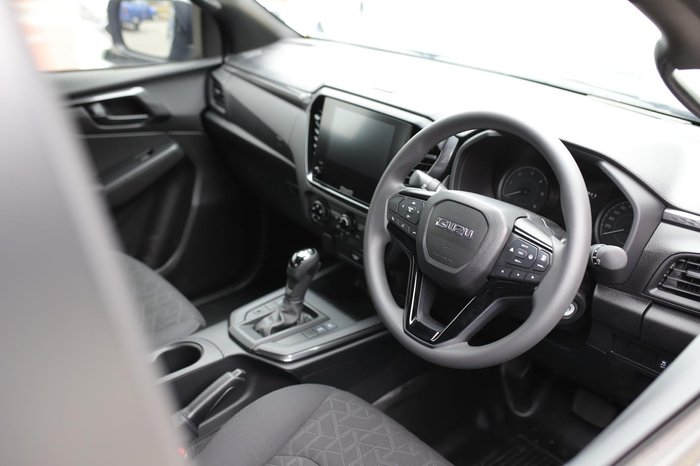 2025 Isuzu D-MAX X-RIDER