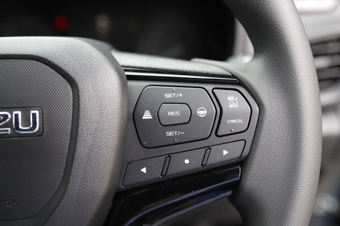 2025 Isuzu D-MAX X-RIDER