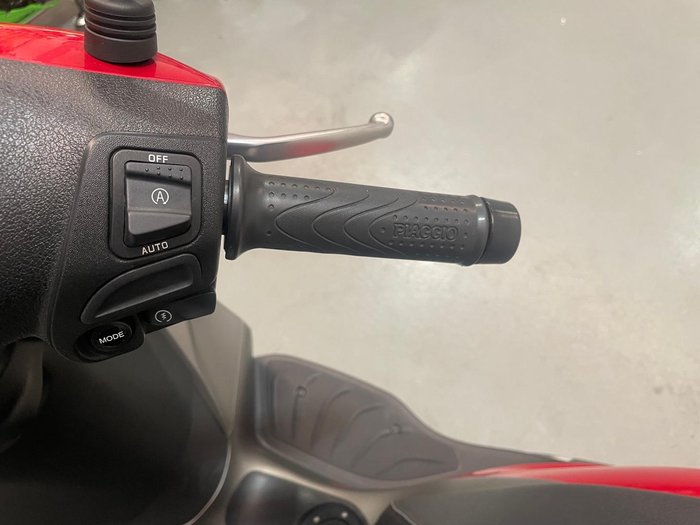 2016 Piaggio Medley 150 S Medley Red