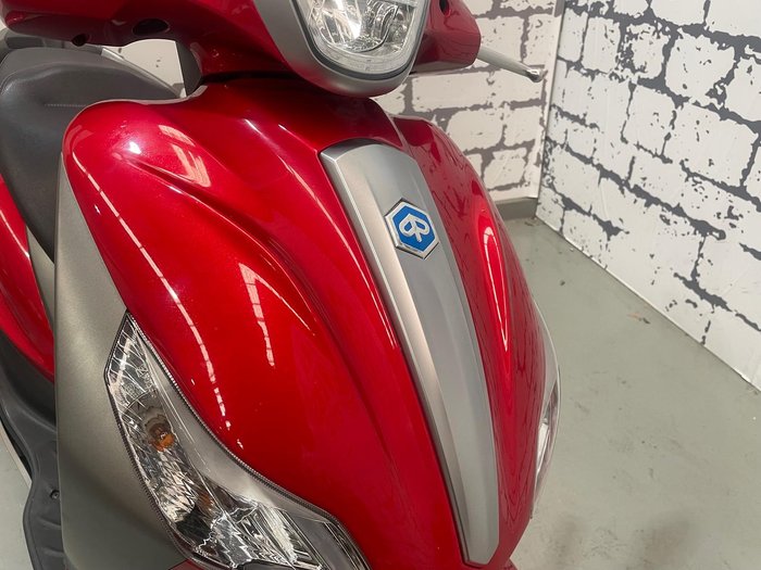 2016 Piaggio Medley 150 S Medley Red