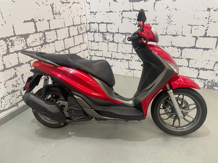 2016 Piaggio Medley 150 S Medley Red