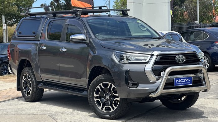 2020 Toyota Hilux SR5