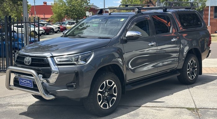 2020 Toyota Hilux SR5