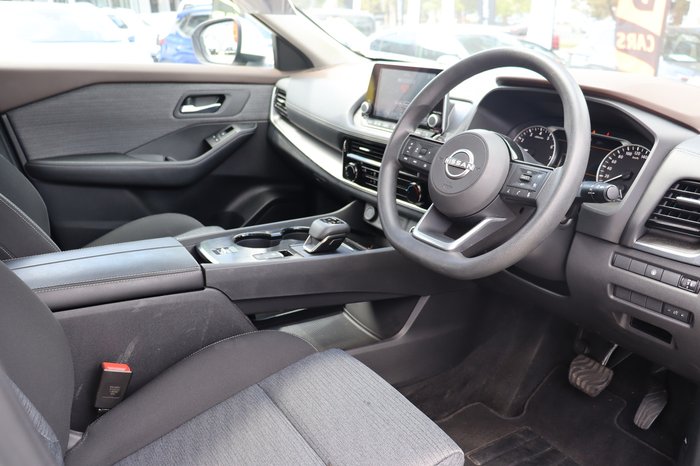 2022 Nissan X-TRAIL ST