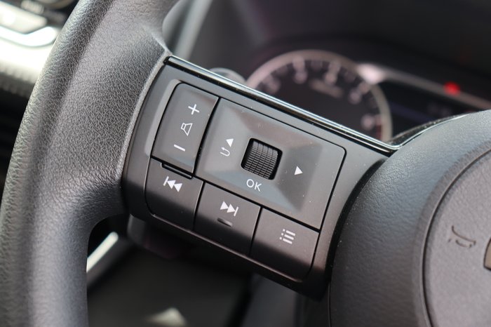 2022 Nissan X-TRAIL ST