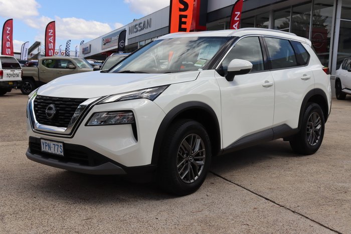 2022 Nissan X-TRAIL ST