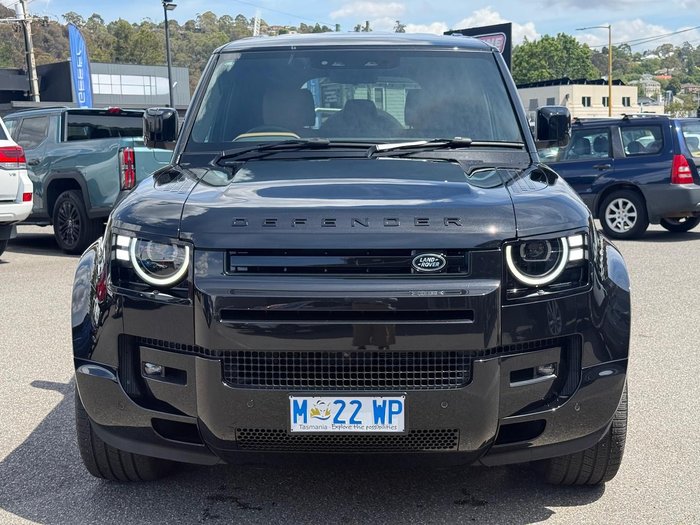 2025 Land Rover Defender 110 P425 X-Dynamic SE