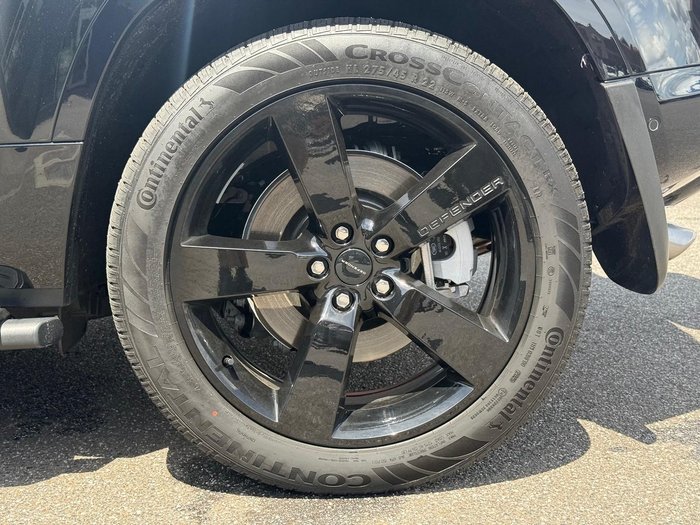 2026 Land Rover Defender 110 P425 X-Dynamic SE