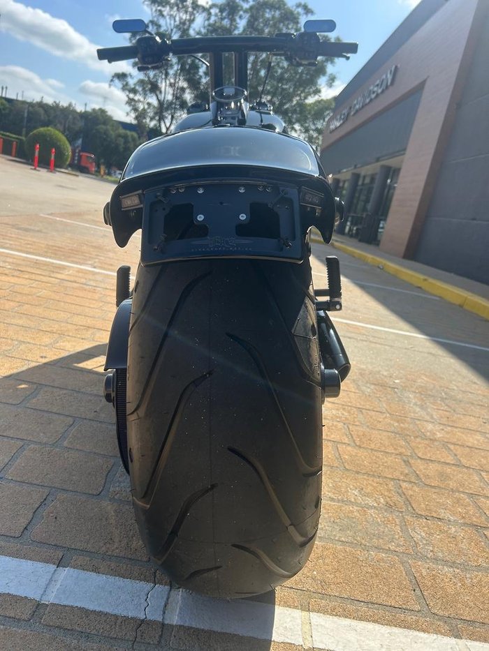 2025 Harley-Davidson Breakout 117 (FXBR) Softail Black