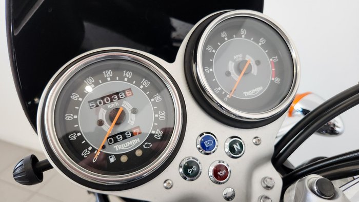 2008 Triumph Bonneville 865 Bonneville Black