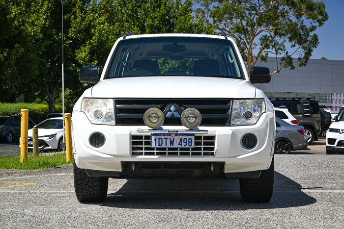 2012 Mitsubishi Pajero GLX