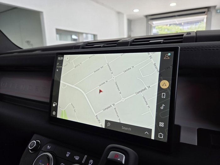 2025 Land Rover Defender 110 D350 X-Dynamic SE