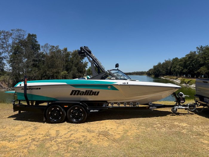 2022 Malibu Response TXi Open Bow