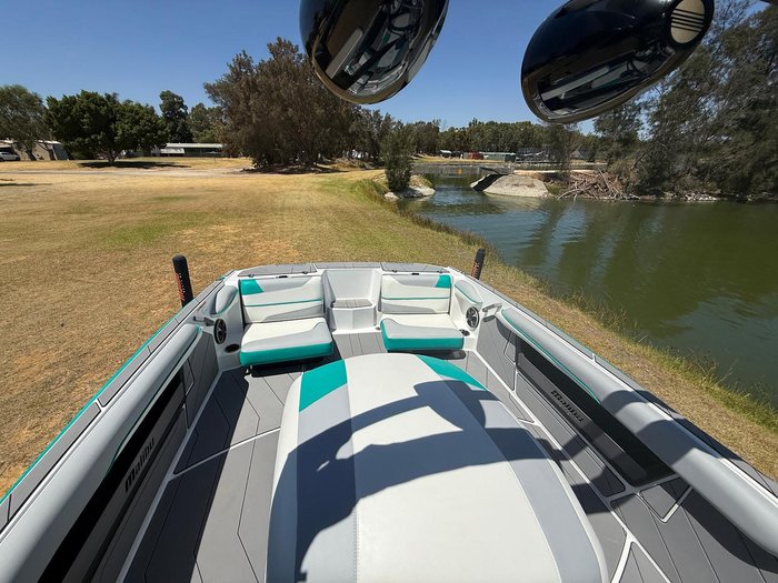 2022 Malibu Response TXi Open Bow