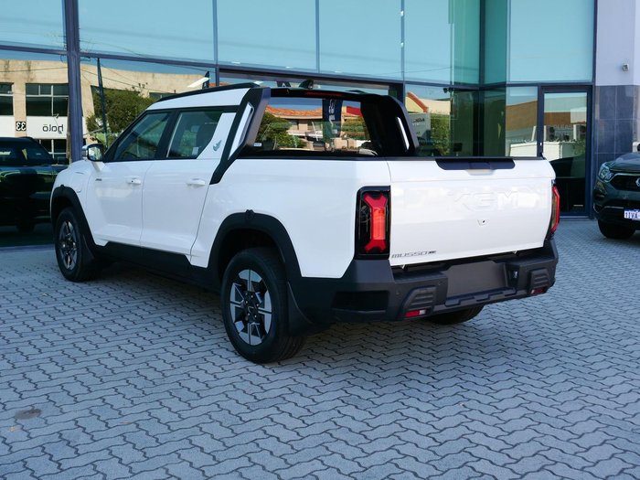 2026 KGM Musso EV AWD