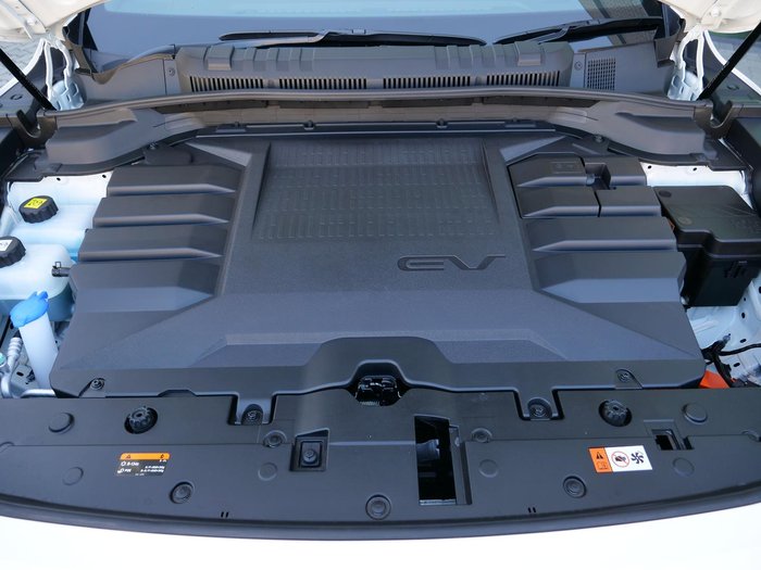 2026 KGM Musso EV AWD