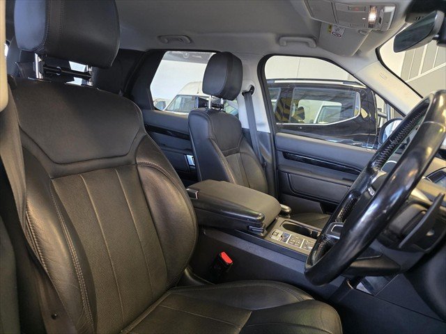 2018 Land Rover Discovery SD4 SE