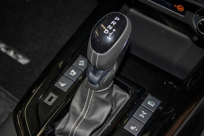 2025 Isuzu D-MAX BLADE