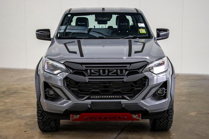 2025 Isuzu D-MAX BLADE