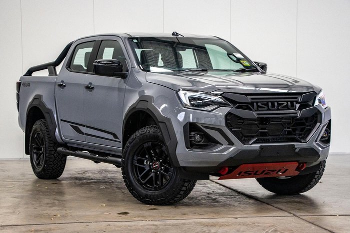 2025 Isuzu D-MAX BLADE