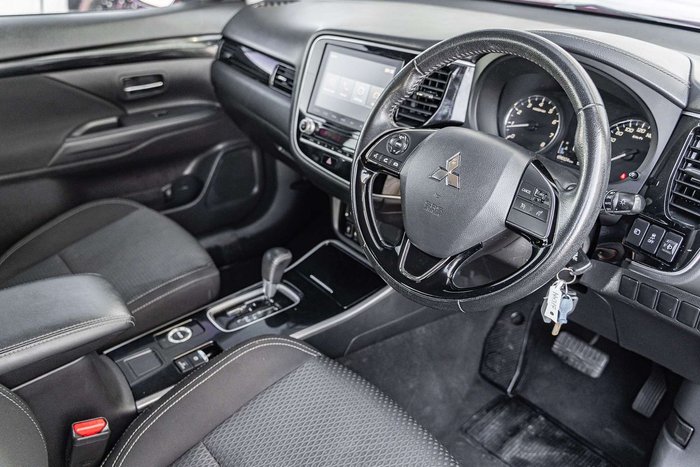 2019 Mitsubishi Outlander ES