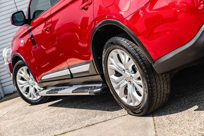 2019 Mitsubishi Outlander ES