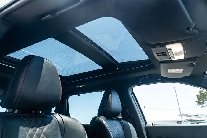 2022 Mitsubishi Outlander Exceed Tourer