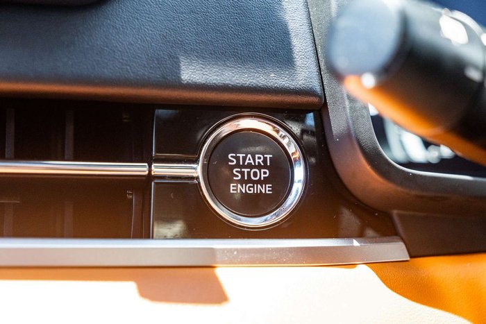 2022 Mitsubishi Outlander Exceed Tourer