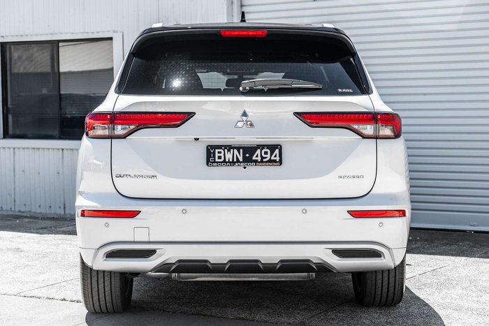 2022 Mitsubishi Outlander Exceed Tourer